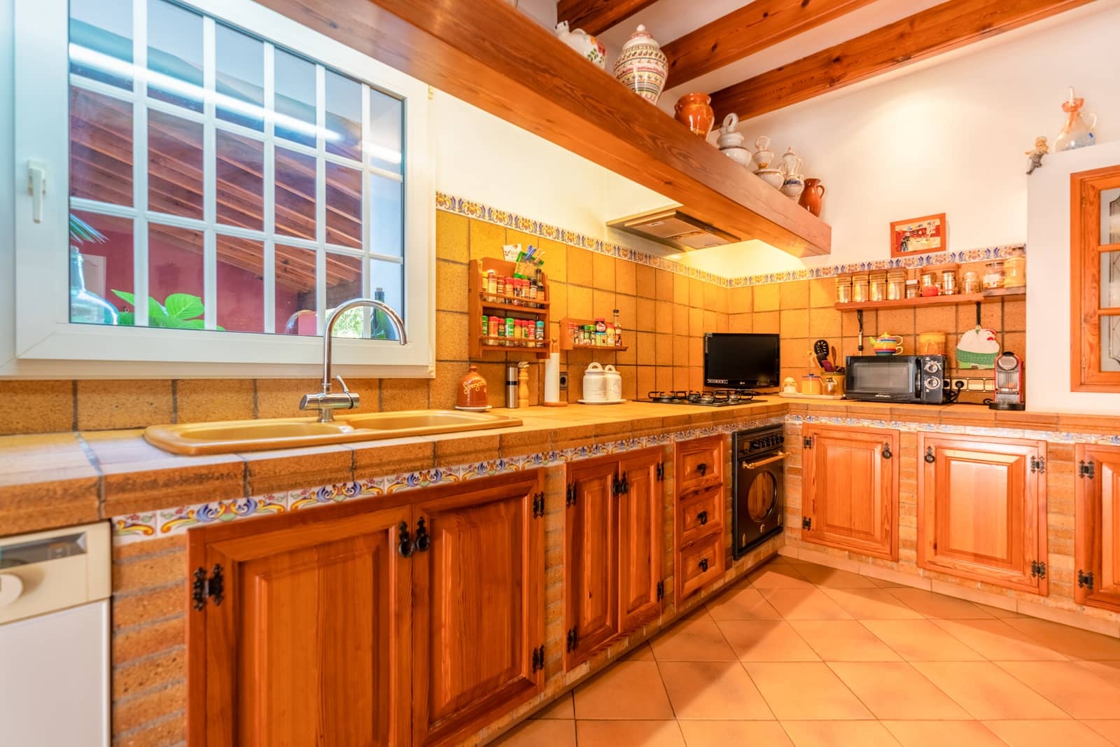 4 slaapkamer Finca/Landhuis te koop in Bunyola met zwembad garage - € 2.950.000 (Ref: 5562203)