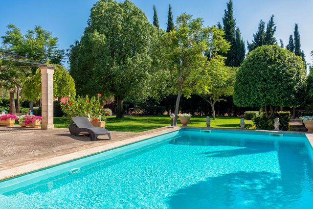 4 sovrum Finca/Hus på landet till salu i Bunyola med pool garage - 2 950 000 € (Ref: 5562203)