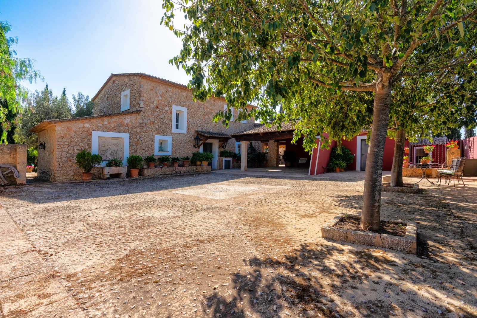 4 slaapkamer Finca/Landhuis te koop in Bunyola met zwembad garage - € 2.950.000 (Ref: 5562203)