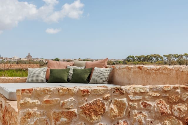 4 soveværelse Finca/Landehus til salg i Santanyí med swimmingpool garage - € 3.600.000 (Ref: 5562387)