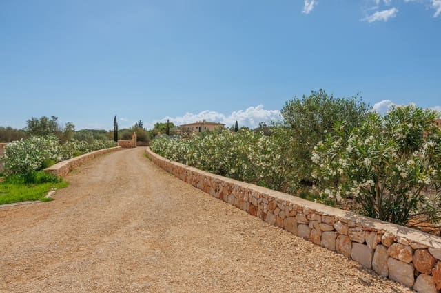 4 soveværelse Finca/Landehus til salg i Santanyí med swimmingpool garage - € 3.600.000 (Ref: 5562387)