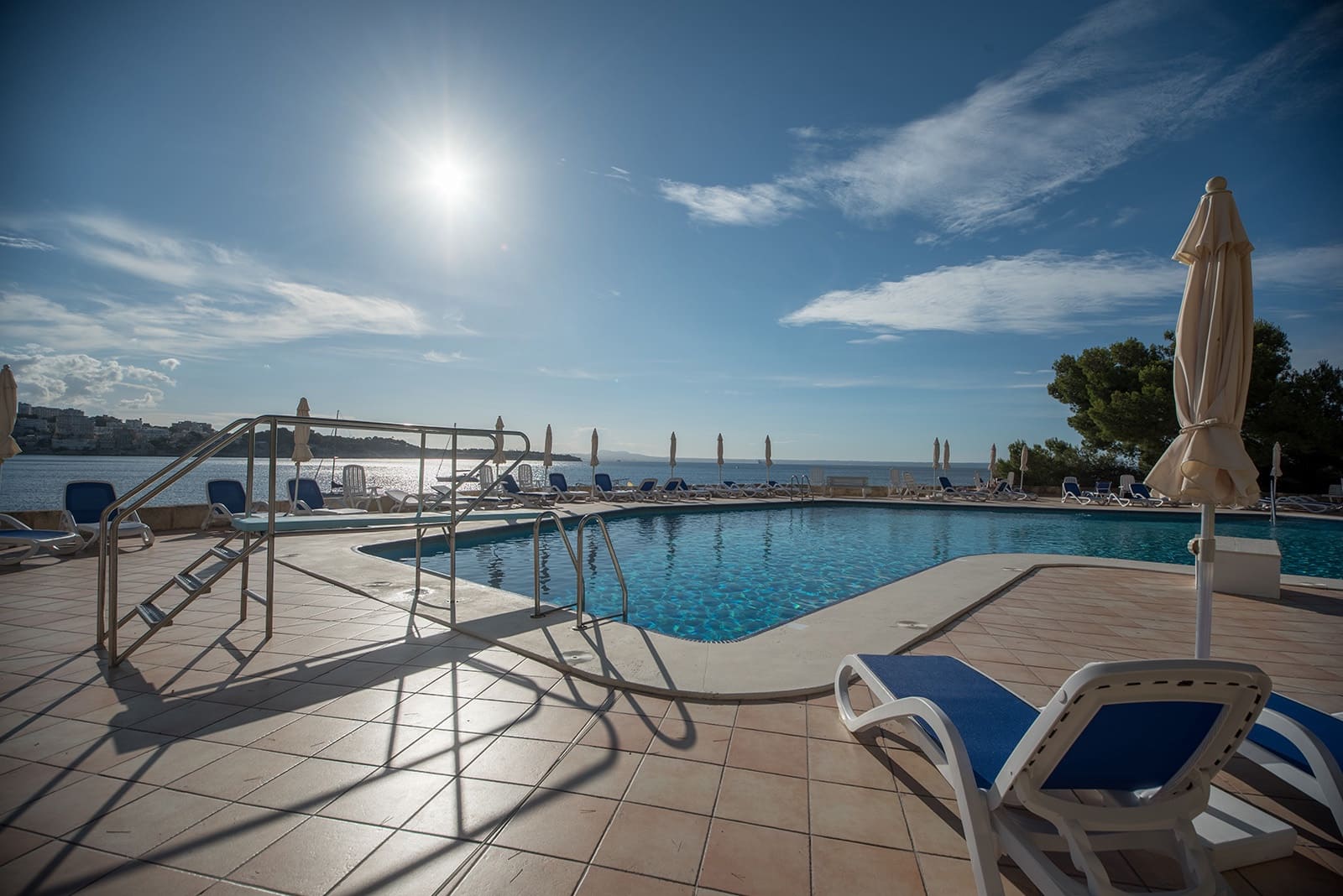 2 bedroom Apartment for sale in Illetas with pool garage - € 800,000 (Ref: 5562541)