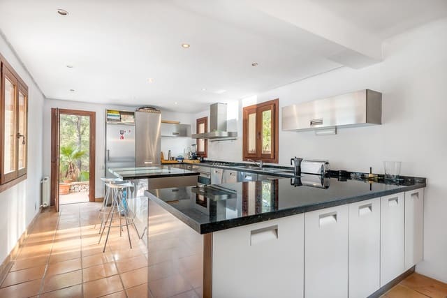 6 soveværelse Villa til salg i Puerto de Andratx, Andratx med swimmingpool garage - € 4.500.000 (Ref: 5562623)