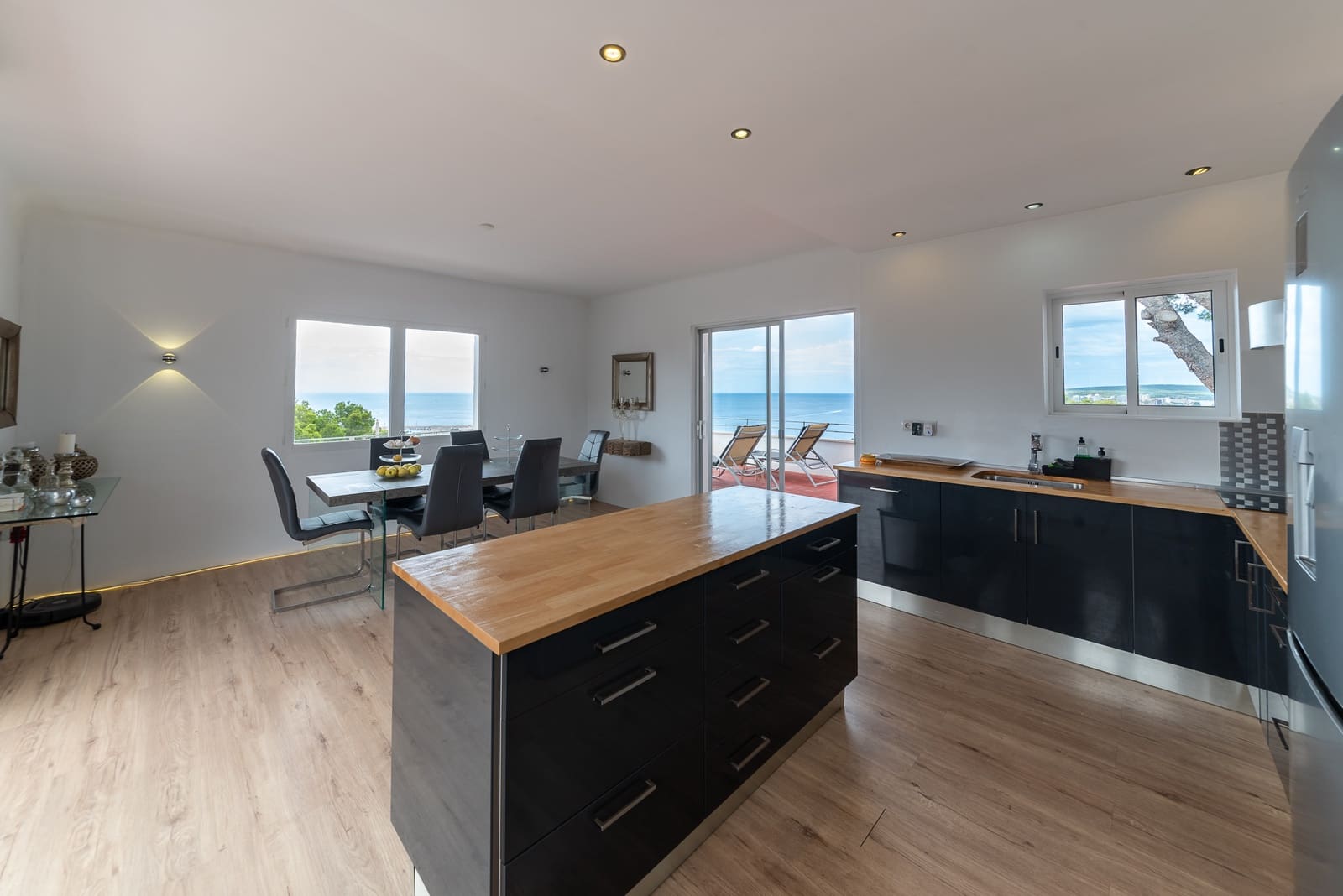 3 bedroom Villa for sale in Costa d'en Blanes with garage - € 2,750,000 (Ref: 5562670)