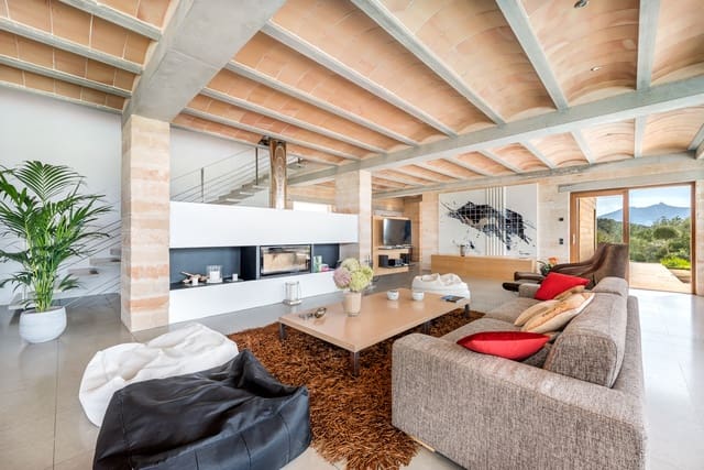 4 slaapkamer Finca/Landhuis te koop in Felanitx met zwembad garage - € 3.100.000 (Ref: 5562711)