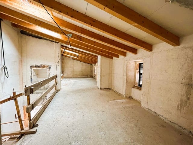 7 sypialnia Dom na sprzedaż w Santa Eugènia z garażem - 1 200 000 € (Ref: 5562712)