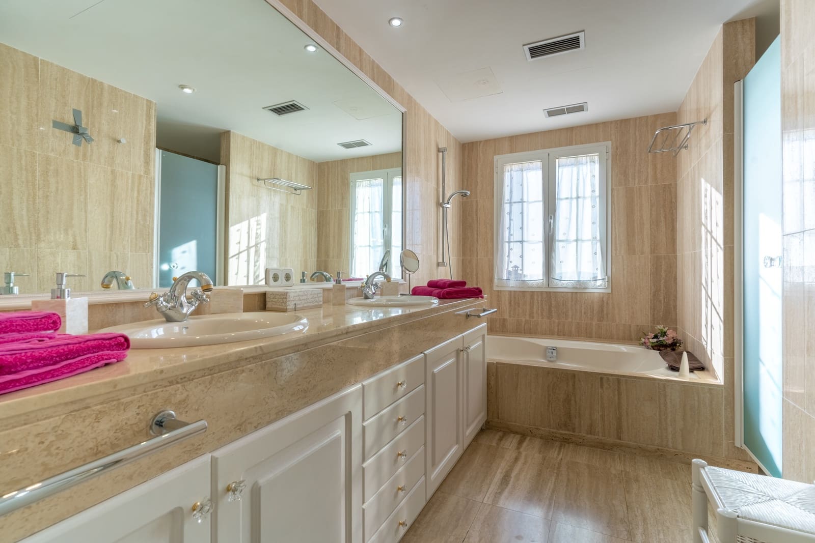 5 soveværelse Villa til salg i Sa Torre (Llucmajor) med swimmingpool garage - € 3.000.000 (Ref: 5562750)