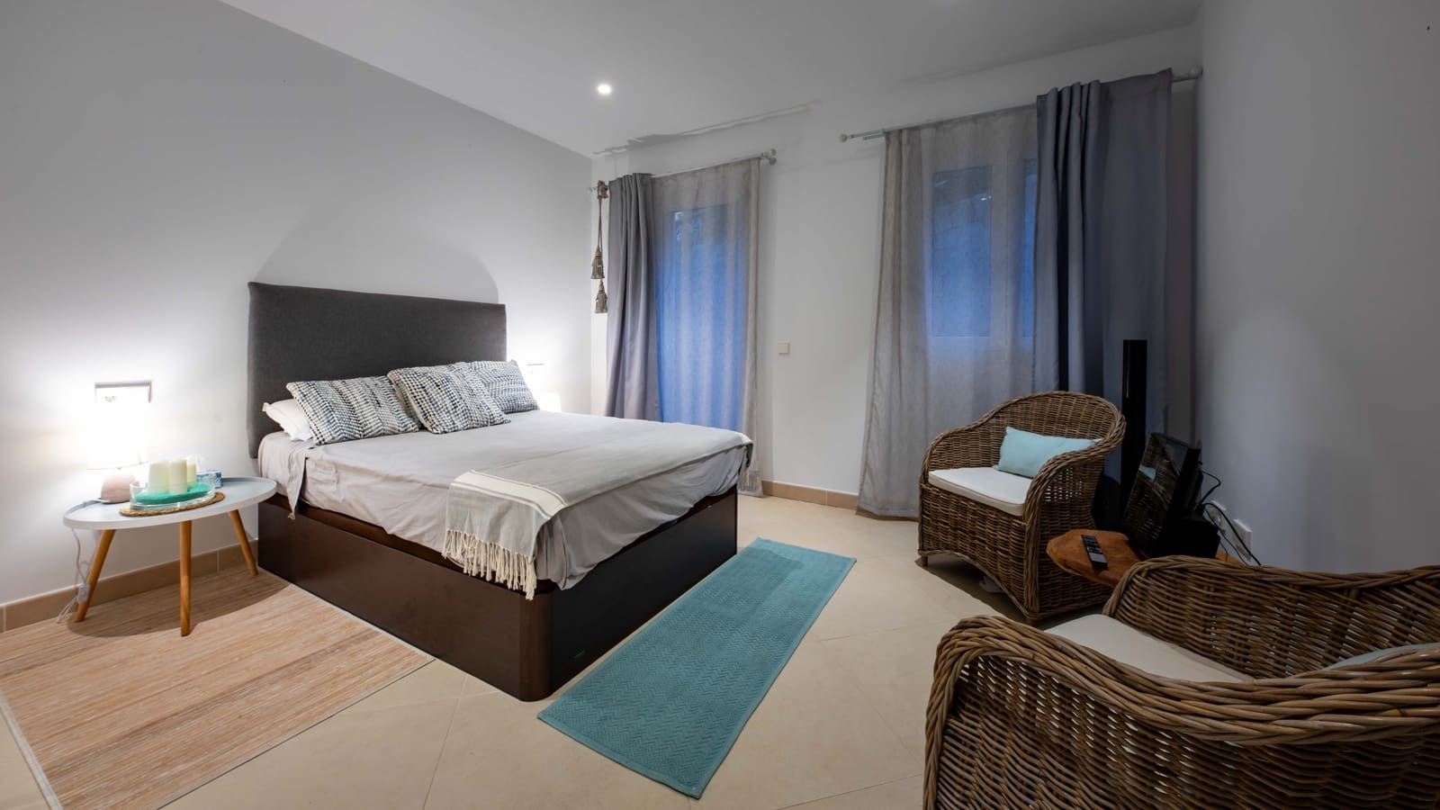 5 sypialnia Willa na sprzedaż w El Toro / Port Adriano z basenem garażem - 2 200 000 € (Ref: 5562764)