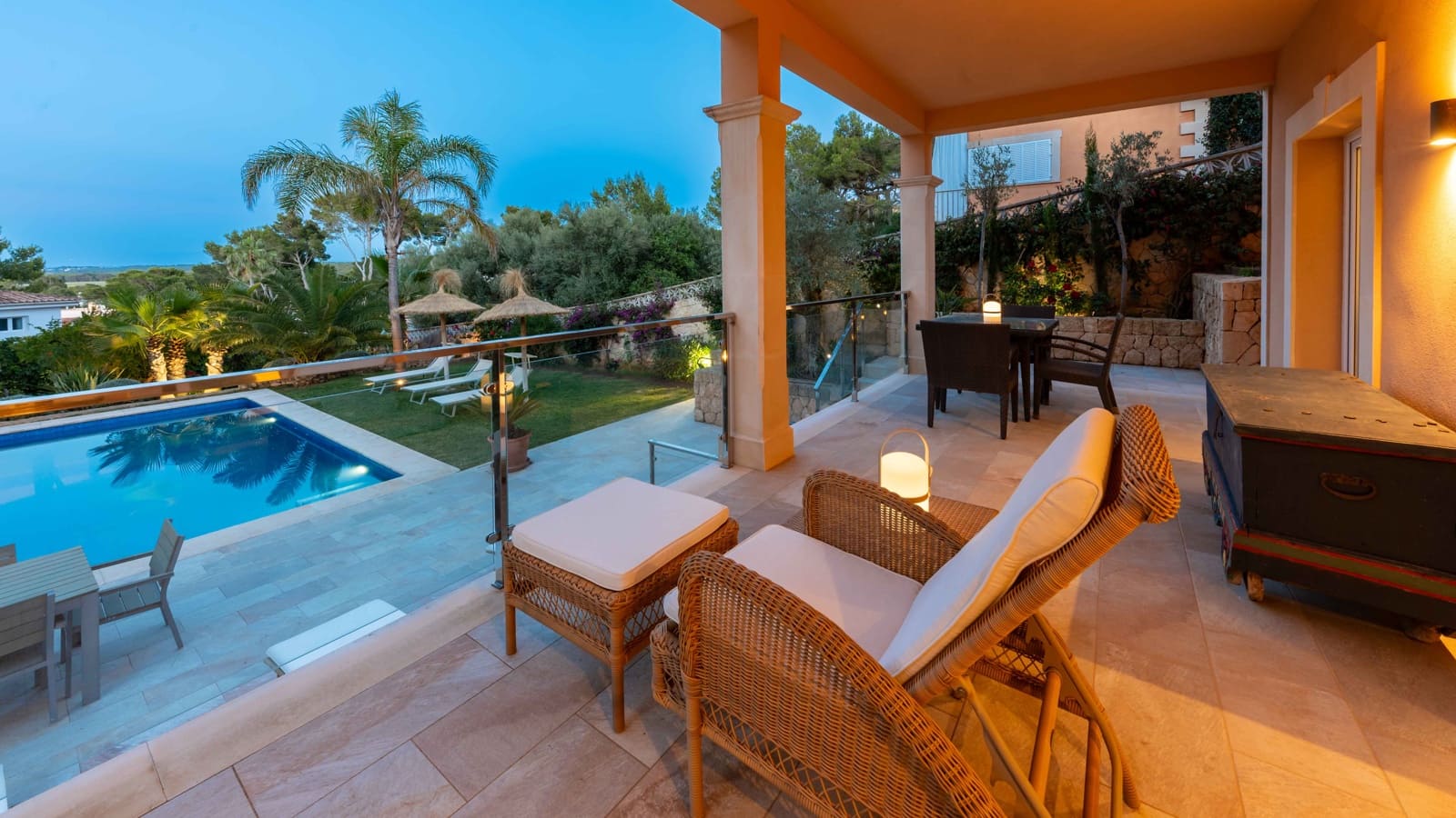 5 sypialnia Willa na sprzedaż w El Toro / Port Adriano z basenem garażem - 2 200 000 € (Ref: 5562764)