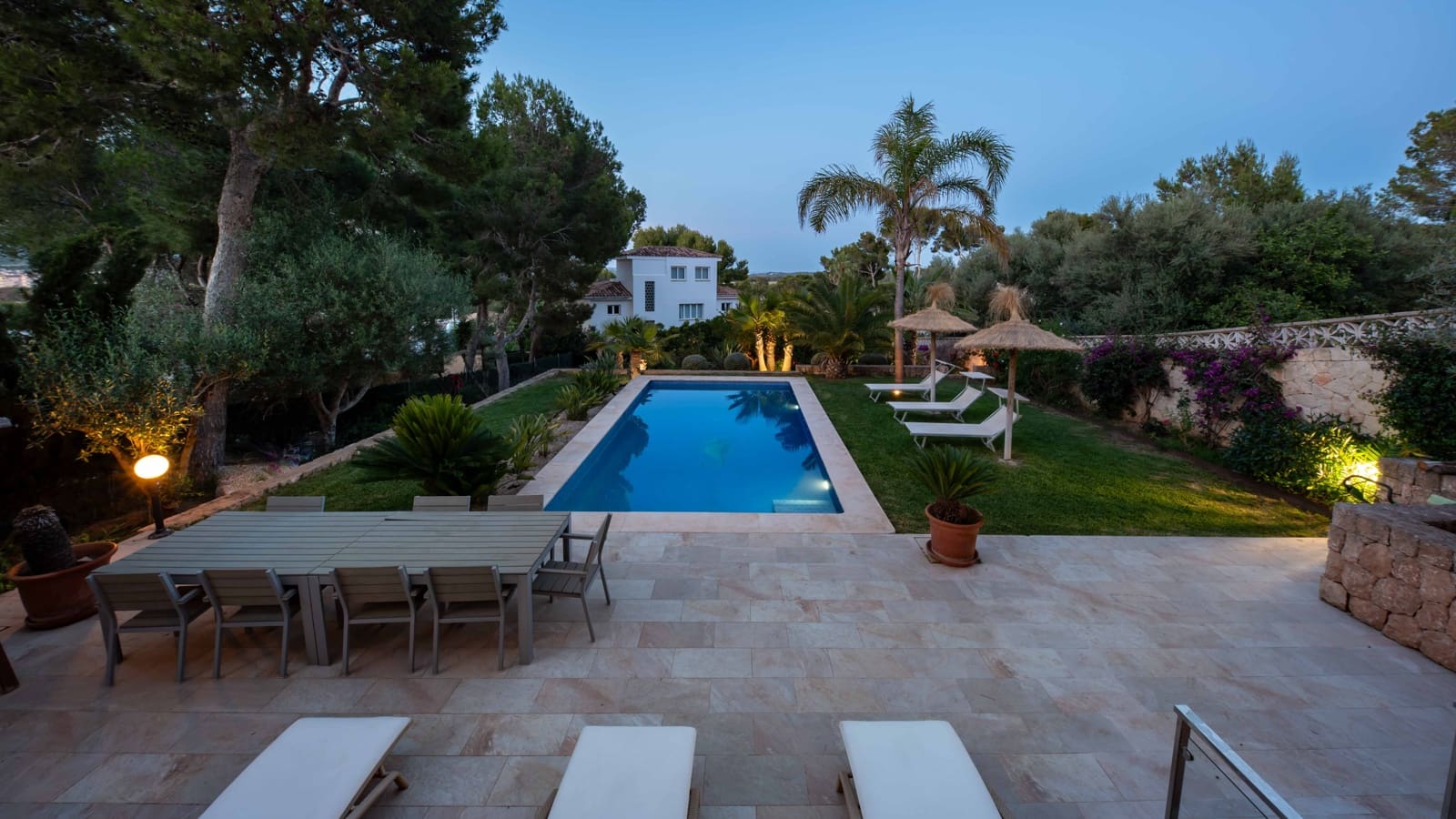 5 sypialnia Willa na sprzedaż w El Toro / Port Adriano z basenem garażem - 2 200 000 € (Ref: 5562764)