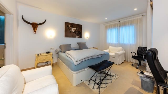 5 bedroom Villa for sale in El Toro / Port Adriano, Calvià with pool garage - € 2,200,000 (Ref: 5562764)