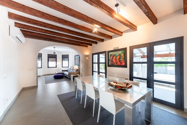 3 soveværelse Villa til salg i La Bonanova, Palma de Mallorca med garage - € 2.100.000 (Ref: 5562775)