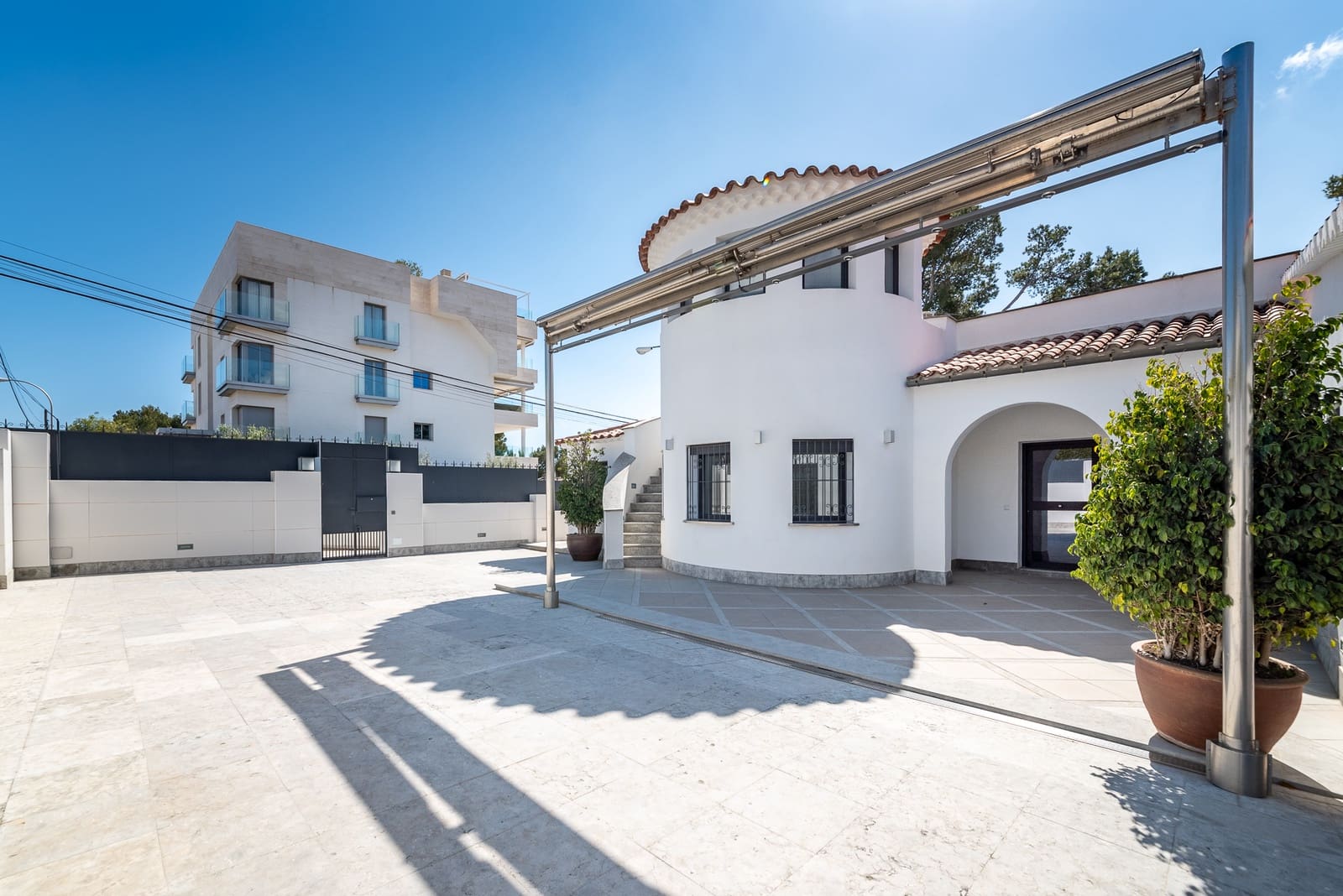 3 slaapkamer Villa te koop in Palma de Mallorca met garage - € 2.100.000 (Ref: 5562775)