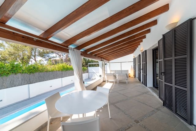 3 soveværelse Villa til salg i La Bonanova, Palma de Mallorca med garage - € 2.100.000 (Ref: 5562775)