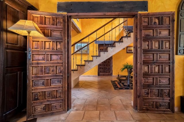 5 soveværelse Villa til salg i Valldemosa med swimmingpool garage - € 1.700.000 (Ref: 5562895)