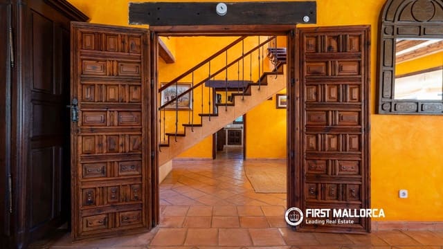 Chalet de 5 habitaciones en Valldemosa en venta con piscina garaje - 1.700.000 € (Ref: 5562895)