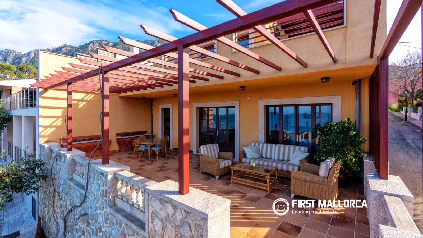 5 bedroom Villa for sale in Banyalbufar - € 1,090,000 (Ref: 5562950)