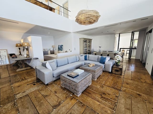 4 soveværelse Villa til leje i Puerto de Andratx, Andratx med swimmingpool garage - € 18.000 (Ref: 5586624)