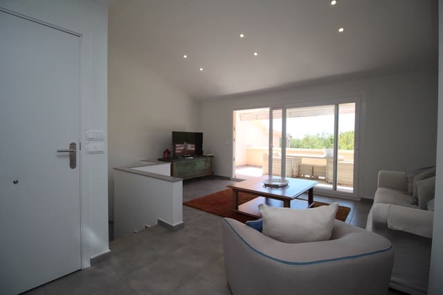 3 bedroom Townhouse for rent in Costa d'en Blanes, Calvià with garage - € 2,800 (Ref: 5586651)