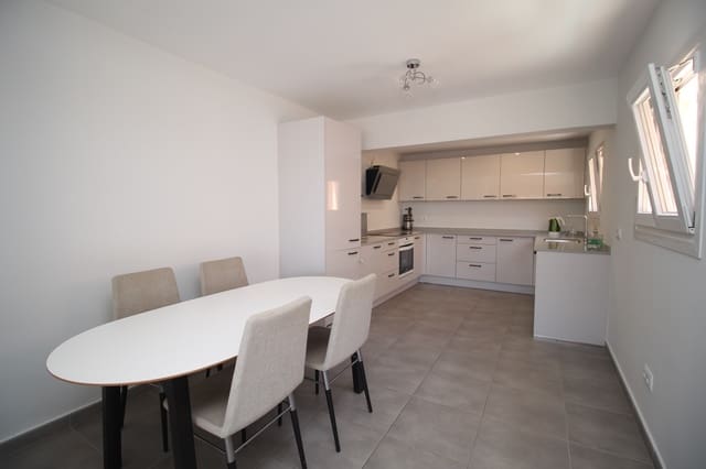 3 bedroom Townhouse for rent in Costa d'en Blanes, Calvià with garage - € 2,800 (Ref: 5586651)