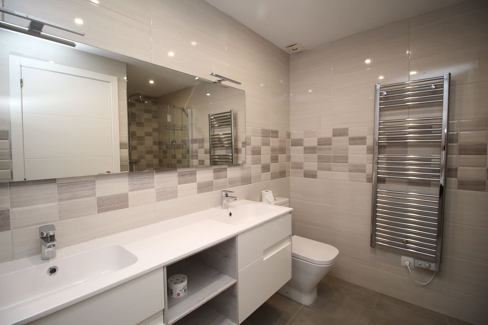 3 bedroom Townhouse for rent in Costa d'en Blanes with garage - € 2,800 (Ref: 5586651)