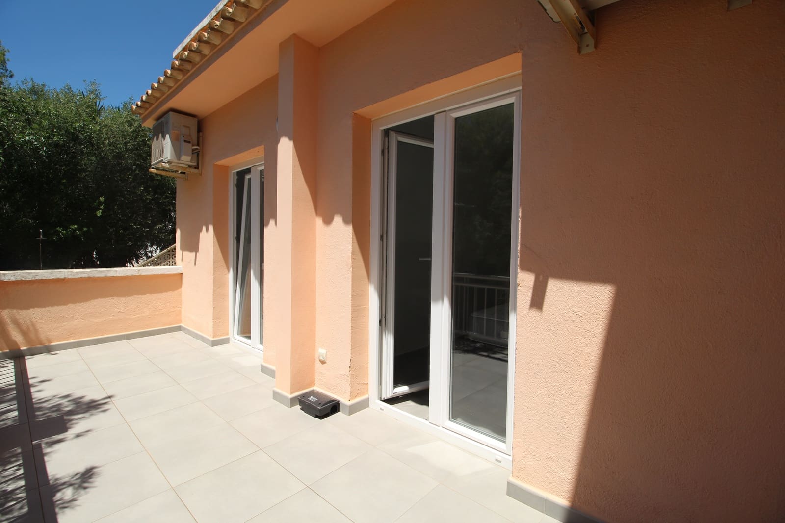 3 bedroom Townhouse for rent in Costa d'en Blanes with garage - € 2,800 (Ref: 5586651)