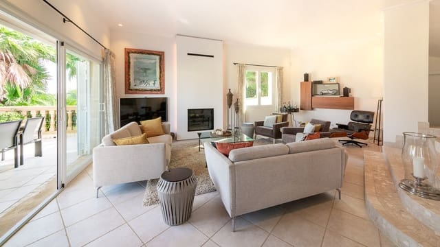 4 bedroom Villa for rent in Santa Ponsa, Calvià with pool garage - € 6,000 (Ref: 5586672)