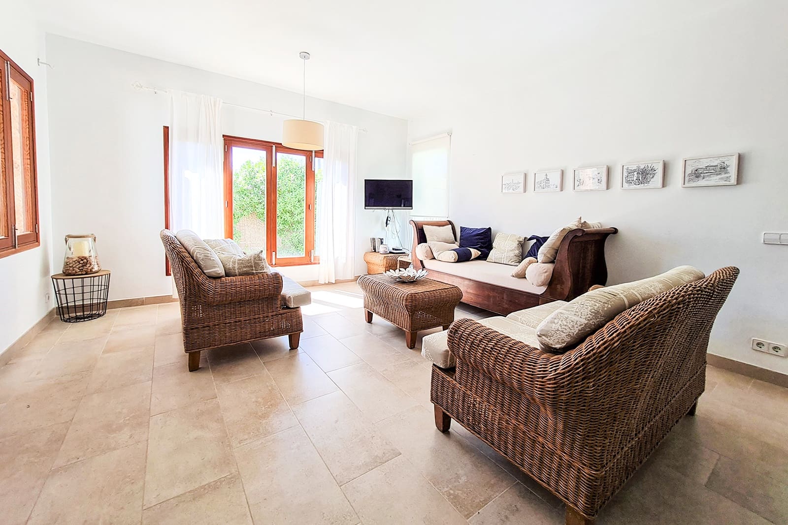 2 sypialnia Willa do wynajęcia w Santanyi z garażem - 2 900 € (Ref: 5586676)