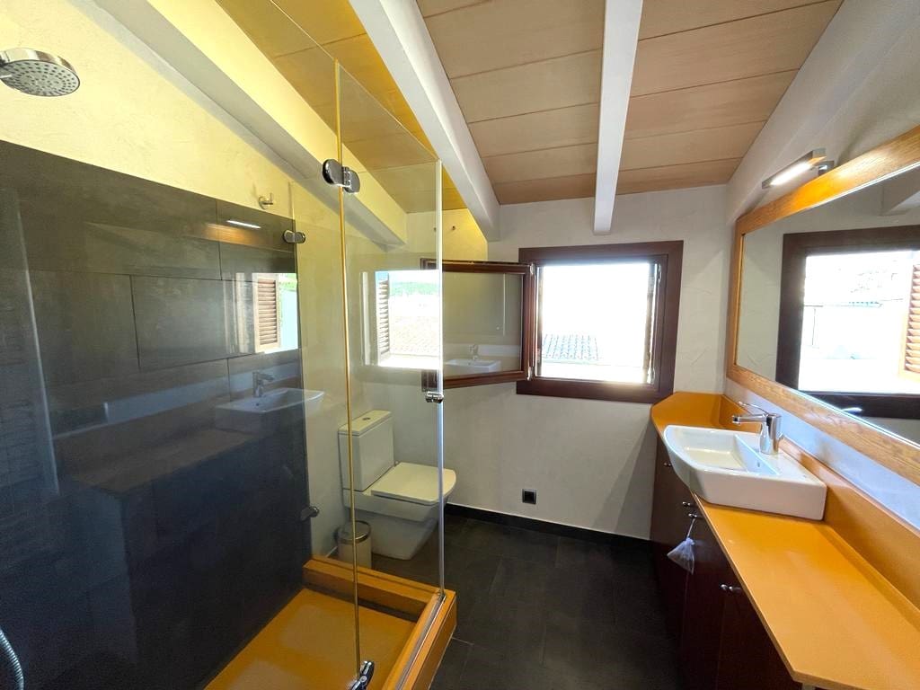 2 bedroom Apartment for rent in Pollensa / Pollenca with garage - € 1,800 (Ref: 5586697)