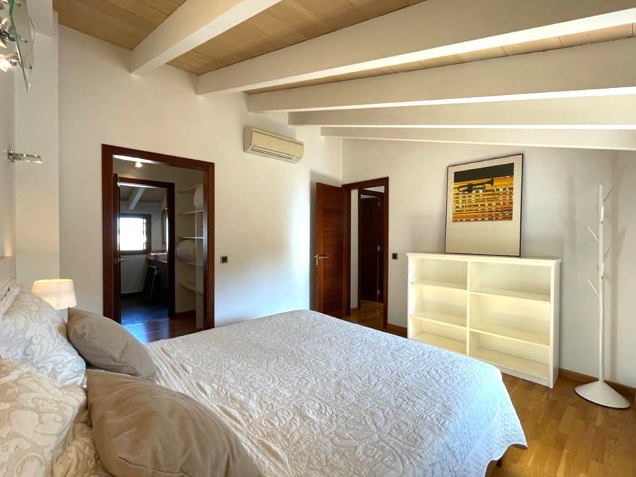 2 bedroom Apartment for rent in Pollensa / Pollenca with garage - € 1,800 (Ref: 5586697)