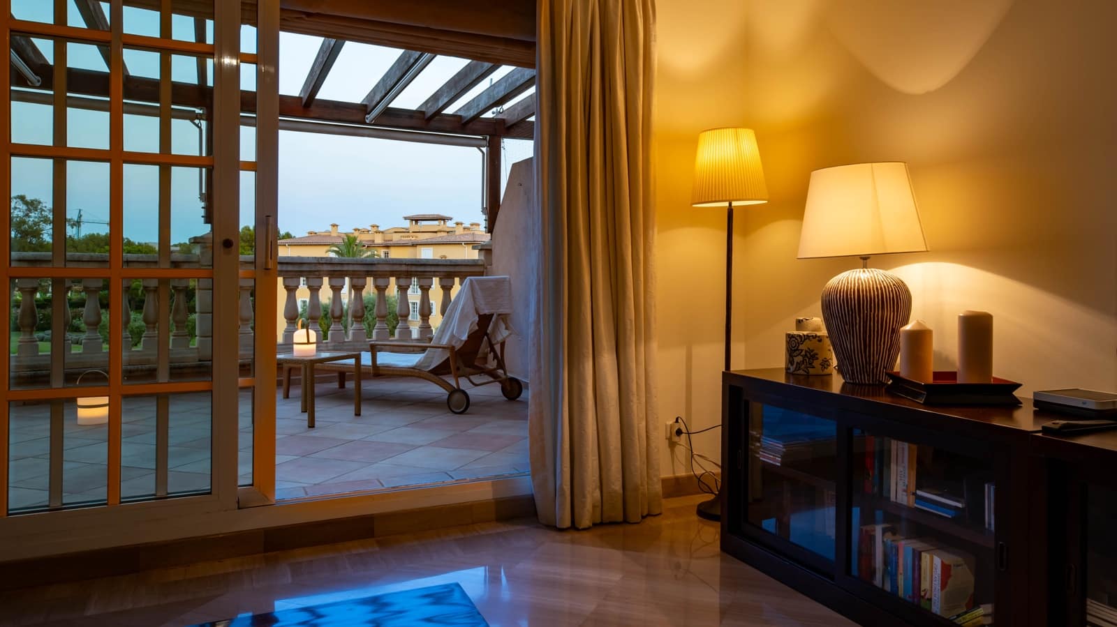 1 quarto Apartamento para arrendar em Portals Nous com garagem - 4 200 € (Ref: 5586730)