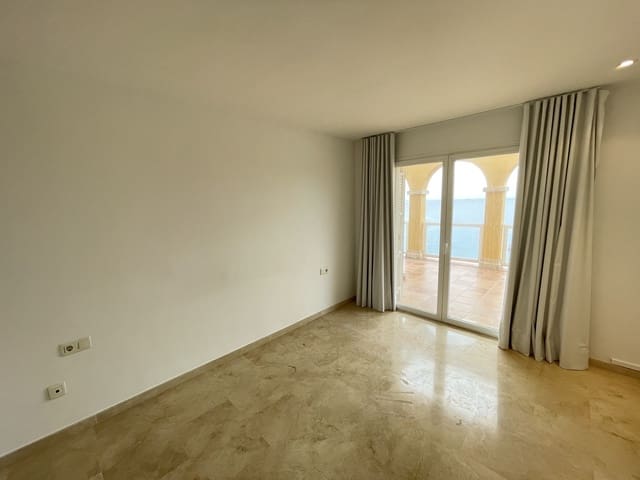 Penthouse de 3 chambres à louer à Santa Ponsa, Calvià avec garage - 5 000 € (Ref: 5586752)