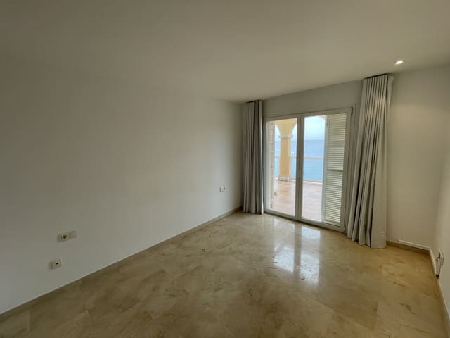 Penthouse de 3 chambres à louer à Santa Ponsa, Calvià avec garage - 5 000 € (Ref: 5586752)