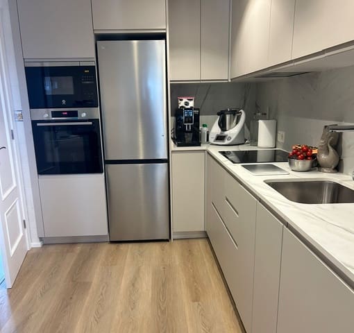 Penthouse de 3 chambres à louer à Santa Ponsa, Calvià avec garage - 5 000 € (Ref: 5586752)