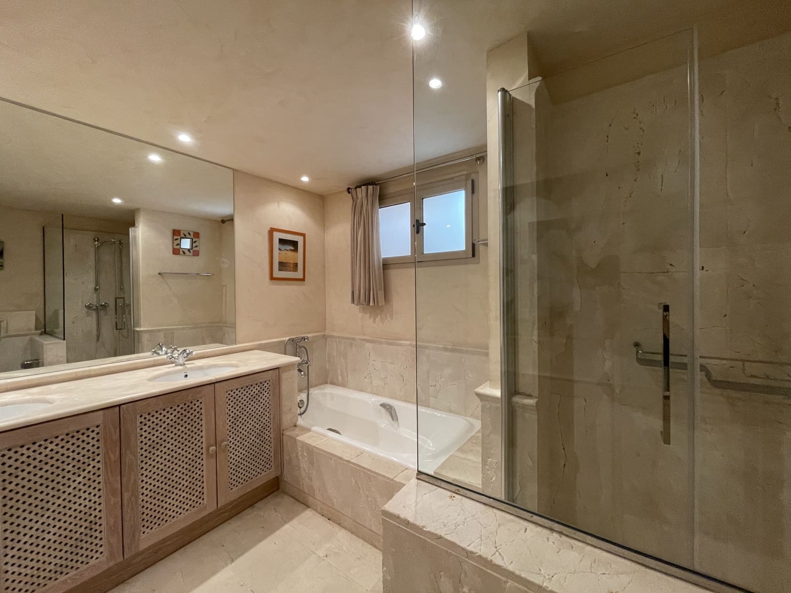 Appartement de 1 chambre à louer à Santa Ponsa avec garage - 2 200 € (Ref: 5586755)