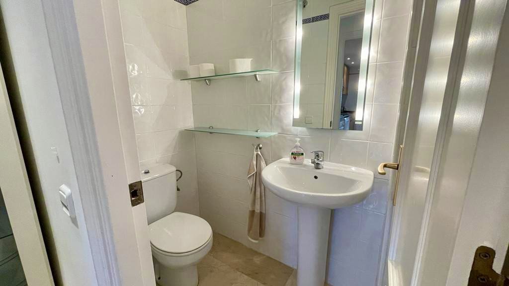 2 bedroom Apartment for rent in El Toro / Port Adriano with garage - € 2,800 (Ref: 5681386)