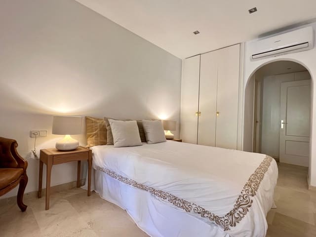 2 makuuhuone Huoneisto vuokrattavana paikassa El Toro / Port Adriano, Calvià mukana 
autotalli - 2 800 € (Ref: 5681386)