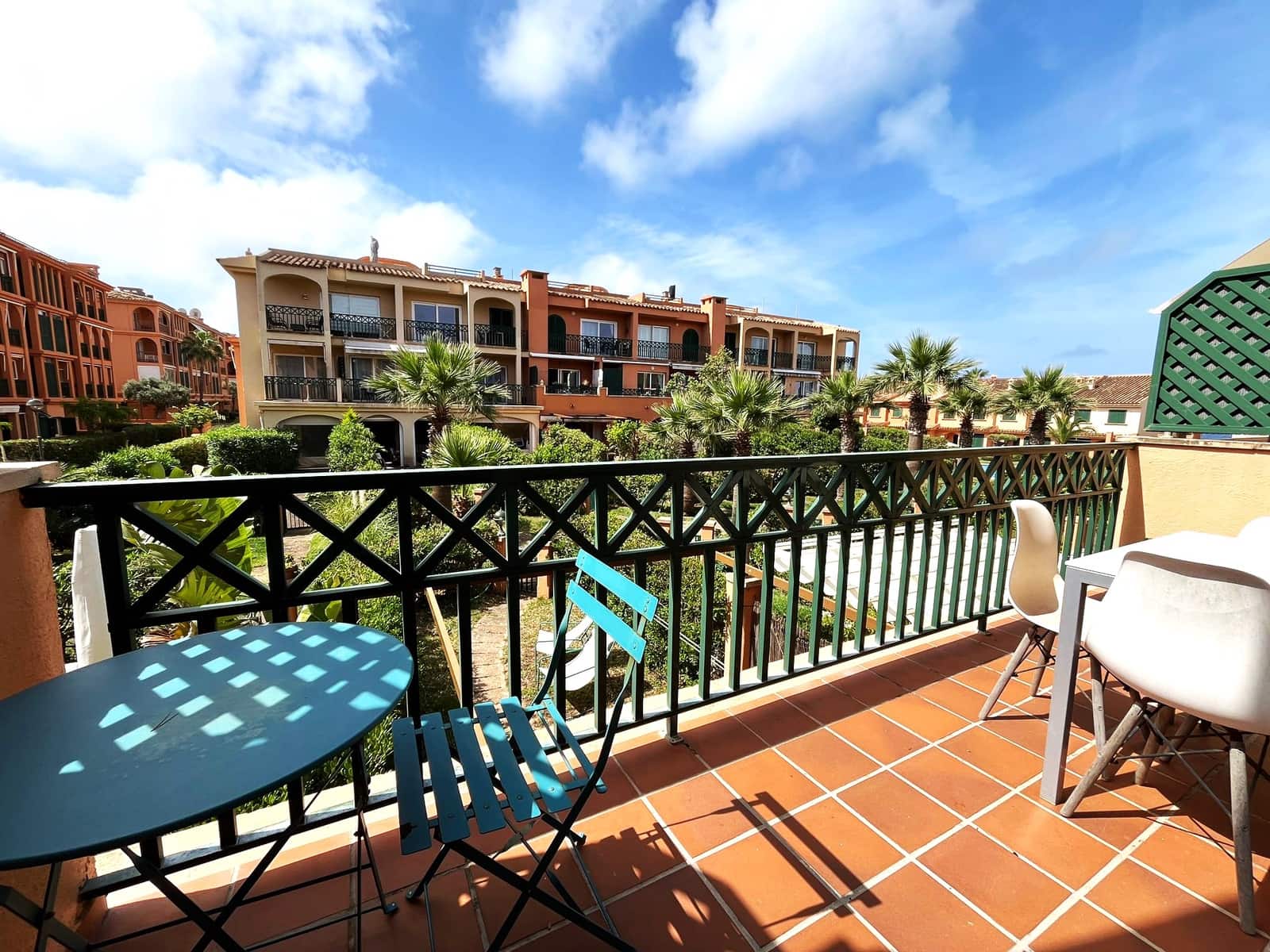 2 bedroom Apartment for rent in El Toro / Port Adriano with garage - € 2,800 (Ref: 5681386)