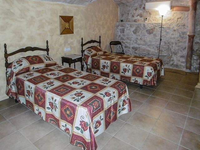 3 sypialnia Dom do wynajęcia w Sineu z basenem garażem - 2 400 € (Ref: 5681504)