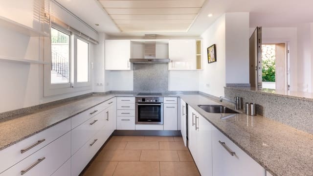 3 Zimmer Penthouse zu verkaufen in Puerto de Andratx, Andratx mit Pool Garage - 1.970.000 € (Ref: 5681545)