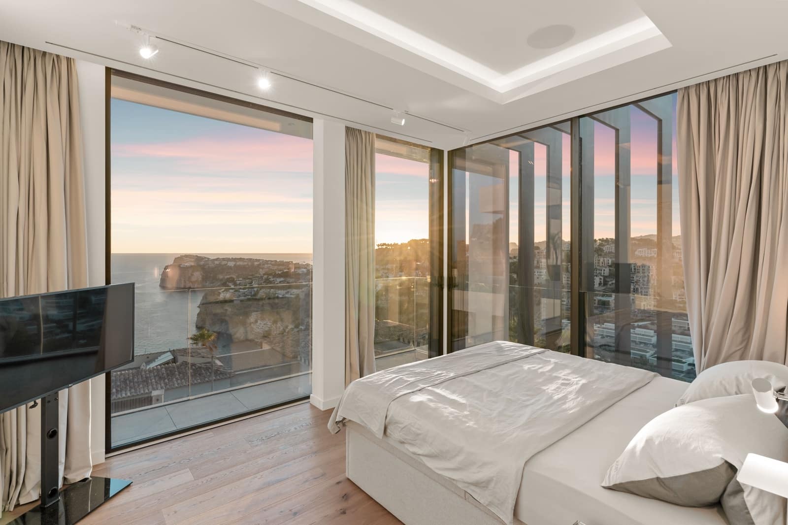 6 soverom Villa til salgs i Puerto de Andratx med svømmebasseng garasje - € 12 800 000 (Ref: 5681561)