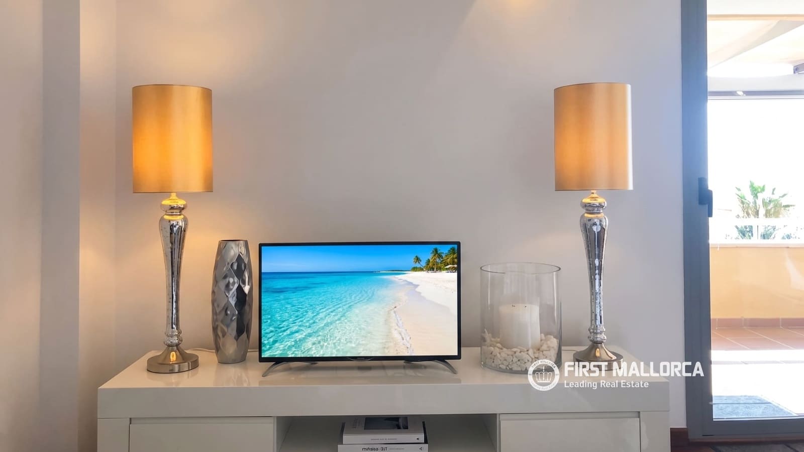 2 bedroom Apartment for rent in Palma de Mallorca with garage - € 3,500 (Ref: 5681572)
