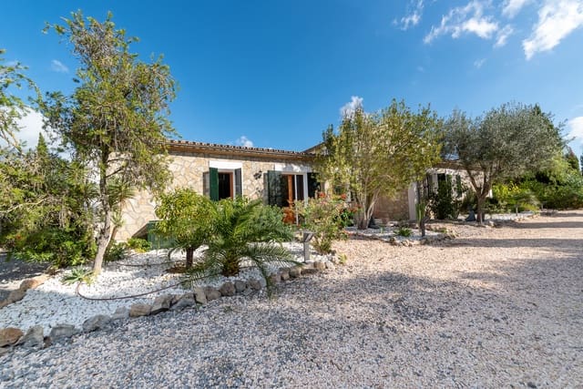 Finca/Casa Rural de 5 habitaciones en Alcúdia en venta con piscina garaje - 2.690.000 € (Ref: 5698473)