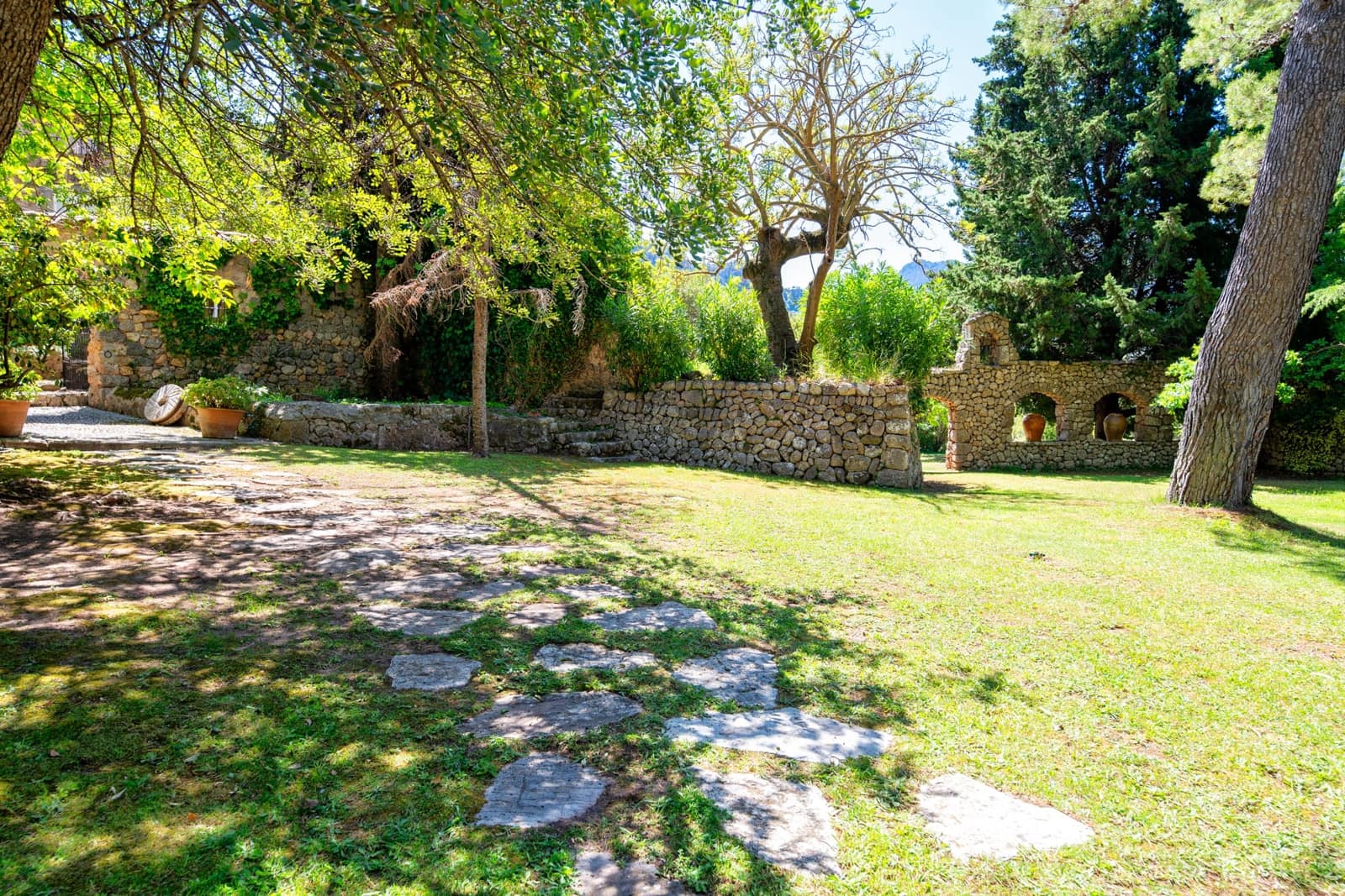 12 quarto Quinta/Casa Rural para venda em Escorca com piscina garagem - 6 000 000 € (Ref: 5702548)