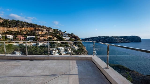 3 slaapkamer Villa te koop in Puerto de Andratx, Andratx met zwembad garage - € 6.500.000 (Ref: 5702549)