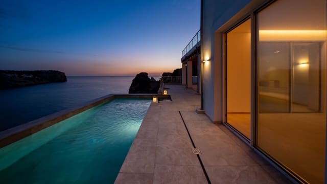 3 slaapkamer Villa te koop in Puerto de Andratx, Andratx met zwembad garage - € 6.500.000 (Ref: 5702549)