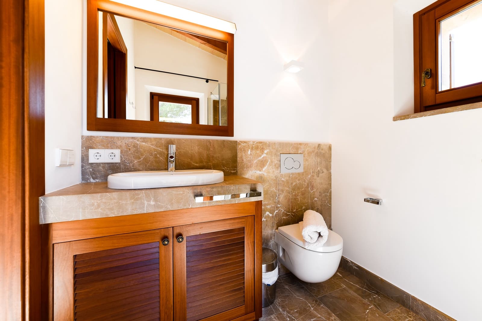 5 soveværelse Finca/Landehus til salg i Porreres med swimmingpool garage - € 5.750.000 (Ref: 5702564)