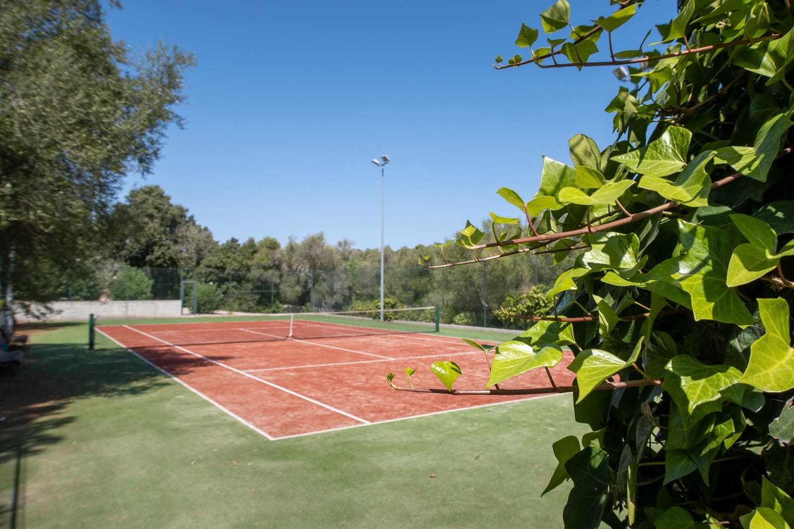 5 soveværelse Finca/Landehus til salg i Porreres med swimmingpool garage - € 5.750.000 (Ref: 5702564)