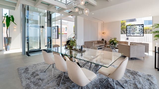 4 soveværelse Villa til salg i El Toro / Port Adriano, Calvià med swimmingpool garage - € 9.850.000 (Ref: 5709595)