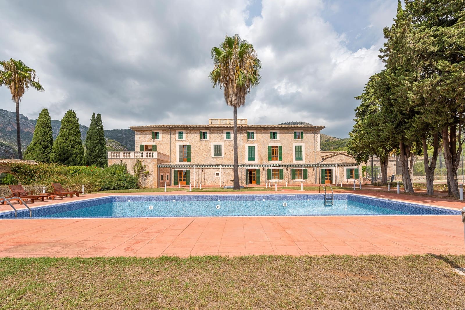 84 quarto Quinta/Casa Rural para venda em Valldemosa com piscina garagem - 23 000 000 € (Ref: 5712001)